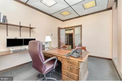 28 Penn Square #400, Lancaster, PA 17603 - Photo 17