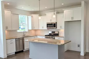 4335 Heather Ln, Columbia, PA 17512 - Photo 3