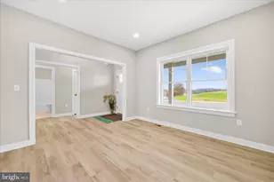 126 N West View, Elizabethtown, PA 17022 - Photo 7