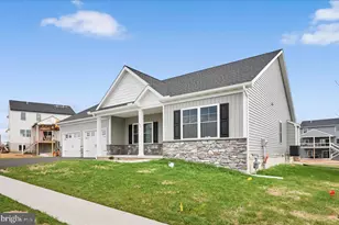 126 N West View, Elizabethtown, PA 17022 - Photo 1