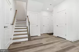 215 Bellaride Ln, Millersville, PA 17551 - Photo 5