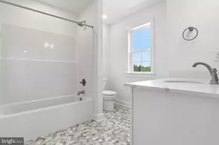 215 Bellaride Ln, Millersville, PA 17551 - Photo 25