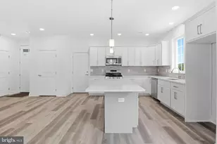 215 Bellaride Ln, Millersville, PA 17551 - Photo 13