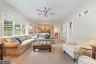 25 Olde Forge Dr, Elizabethtown, PA 17022 - Photo 9