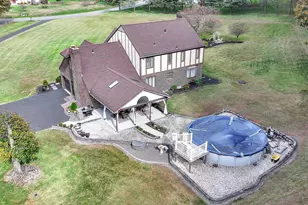 208 Foxcroft Ln, Robesonia, PA 19551 - Photo 9