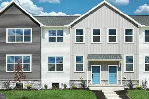 73 N Conifer Dr, Elizabethtown, PA 17022 - Photo 1