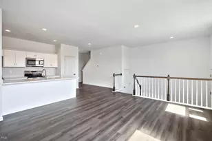 73 N Conifer Dr, Elizabethtown, PA 17022 - Photo 7