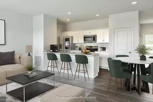 75 N Conifer Dr, Elizabethtown, PA 17022 - Photo 3