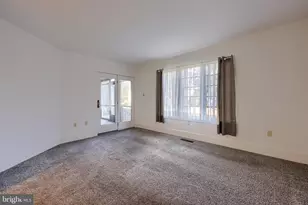 211 Willow Valley Dr, Lancaster, PA 17602 - Photo 17