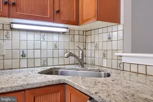 211 Willow Valley Dr, Lancaster, PA 17602 - Photo 11