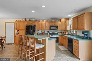 323 Enterprise Dr, Bird in Hand, PA 17505 - Photo 17