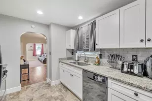 437 Cherry St, Columbia, PA 17512 - Photo 3