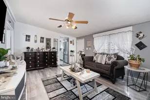 90 Penn Valley Village, Lititz, PA 17543 - Photo 5