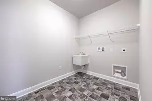 253 Bellaride Ln, Millersville, PA 17551 - Photo 9