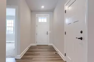 253 Bellaride Ln, Millersville, PA 17551 - Photo 5