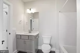 253 Bellaride Ln, Millersville, PA 17551 - Photo 9