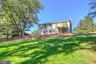 230 Hickory Dr, Lititz, PA 17543 - Photo 7