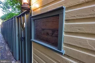 2 S Charlotte St, Manheim, PA 17545 - Photo 15