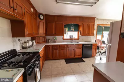 425 Mill Creek Road, Bird in Hand, PA 17505 - Photo 3