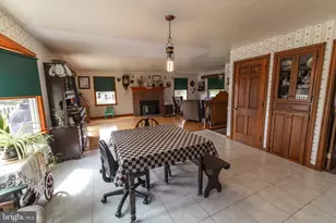 425 Mill Creek Rd, Bird in Hand, PA 17505 - Photo 9