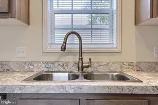 726 Nancy Ln, Lancaster, PA 17601 - Photo 13