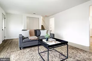 2640 Hemlock Dr, Columbia, PA 17512 - Photo 5