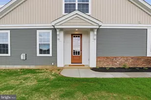 223 Bellaride Ln, Millersville, PA 17551 - Photo 3