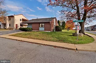 305 Greenland Dr, Lancaster, PA 17602 - Photo 21