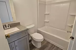 305 Greenland Dr, Lancaster, PA 17602 - Photo 9