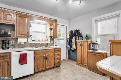 227 Locust Street, New Holland, PA 17557 - Photo 7