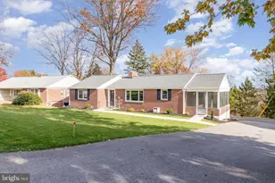 56 Peacock Dr, Lancaster, PA 17601 - Photo 3