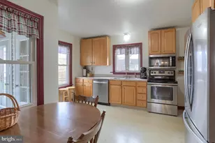 356 E High St, Elizabethtown, PA 17022 - Photo 13