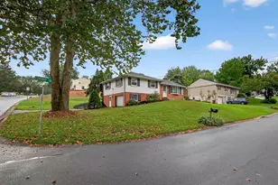 880 Corvair Rd, Lancaster, PA 17601 - Photo 5