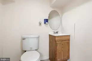 128 E James St, Lancaster, PA 17602 - Photo 39