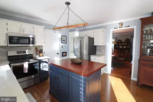 1560 S Jefferson Ct, Lancaster, PA 17602 - Photo 17