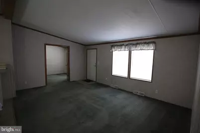 2437 Lebanon Road, Manheim, PA 17545 - Photo 3