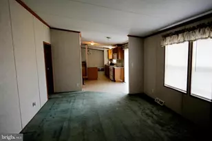 2437 Lebanon Rd, Manheim, PA 17545 - Photo 9