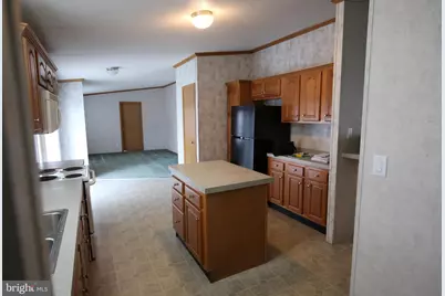 2437 Lebanon Road, Manheim, PA 17545 - Photo 5