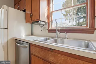 647 Candlewyck Rd, Lancaster, PA 17601 - Photo 13