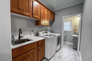 1922 Edington Pl, Lancaster, PA 17603 - Photo 13