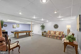 35 Old Post Ln, Lititz, PA 17543 - Photo 5