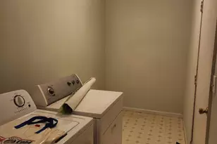 1040 Hilmar Cir, Columbia, PA 17512 - Photo 27