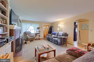 1048 Lincoln Heights Ave, Ephrata, PA 17522 - Photo 9