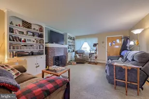 1048 Lincoln Heights Ave, Ephrata, PA 17522 - Photo 7