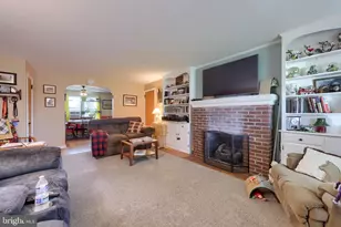 1048 Lincoln Heights Ave, Ephrata, PA 17522 - Photo 5