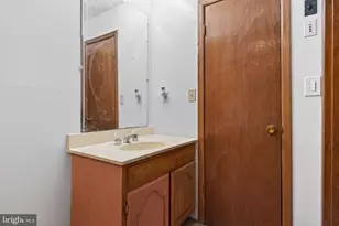 2210 Berkshire Rd, Lancaster, PA 17603 - Photo 33