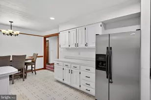 2210 Berkshire Rd, Lancaster, PA 17603 - Photo 15