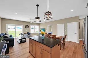 307 Ridgefield Dr, Elizabethtown, PA 17022 - Photo 9