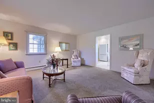 1821 Santa Barbara Dr, Lancaster, PA 17601 - Photo 11