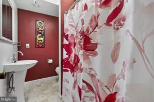 926 Broad St, Akron, PA 17501 - Photo 19